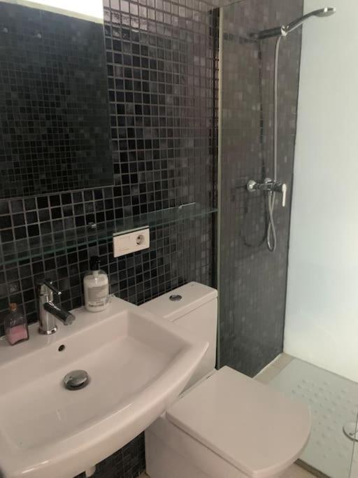 格拉纳达Spacious Loft / Literally At The Foot Of Alhambra公寓 外观 照片